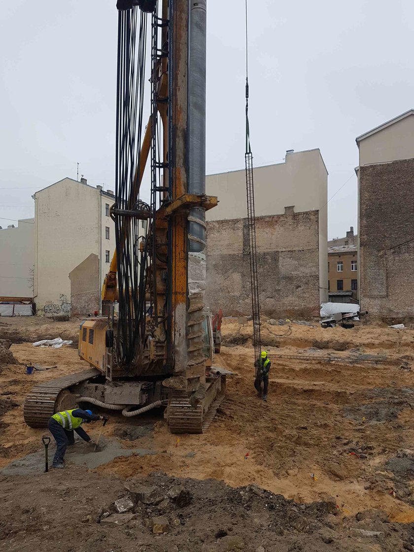 eo Eksperts eotehnisk Uzraudz ba eo Eksperts eotehnisk Uzraudz ba