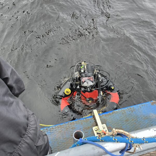 Grunts paraugu ņemšana Daugavas akvatorijā izmantojot ūdenslīdēja pakalpojumus, ģeoekoloģi