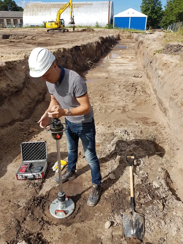 Testing of soil's bearing capacity (Zvejniekciems, Latvia)